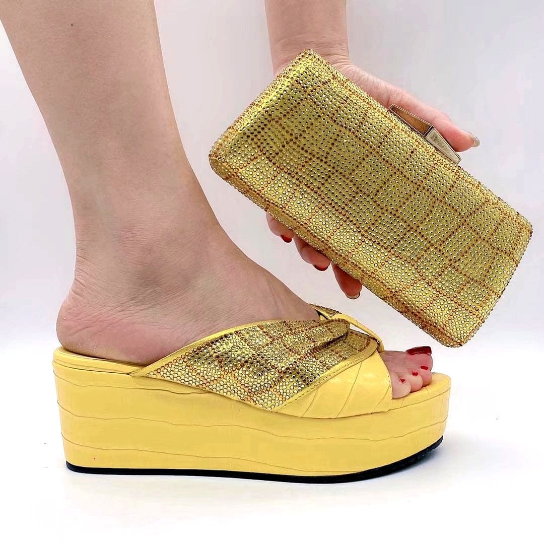 Are you looking for a way to add some sparkle and glamour to your outfit?
