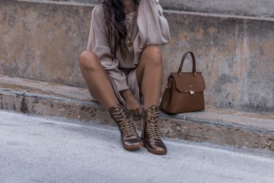 How to Perfectly Pair Your Shoe and Bag Set for Every Occasion