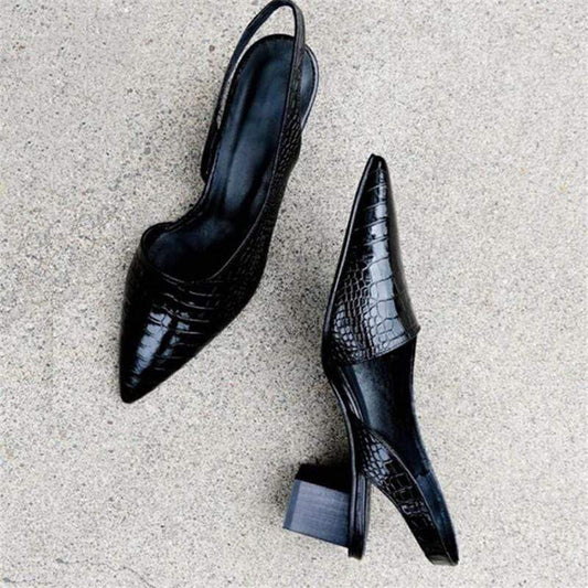Pointed Toe Pumps With Chunky Heels: A versatile and stylish choice for women